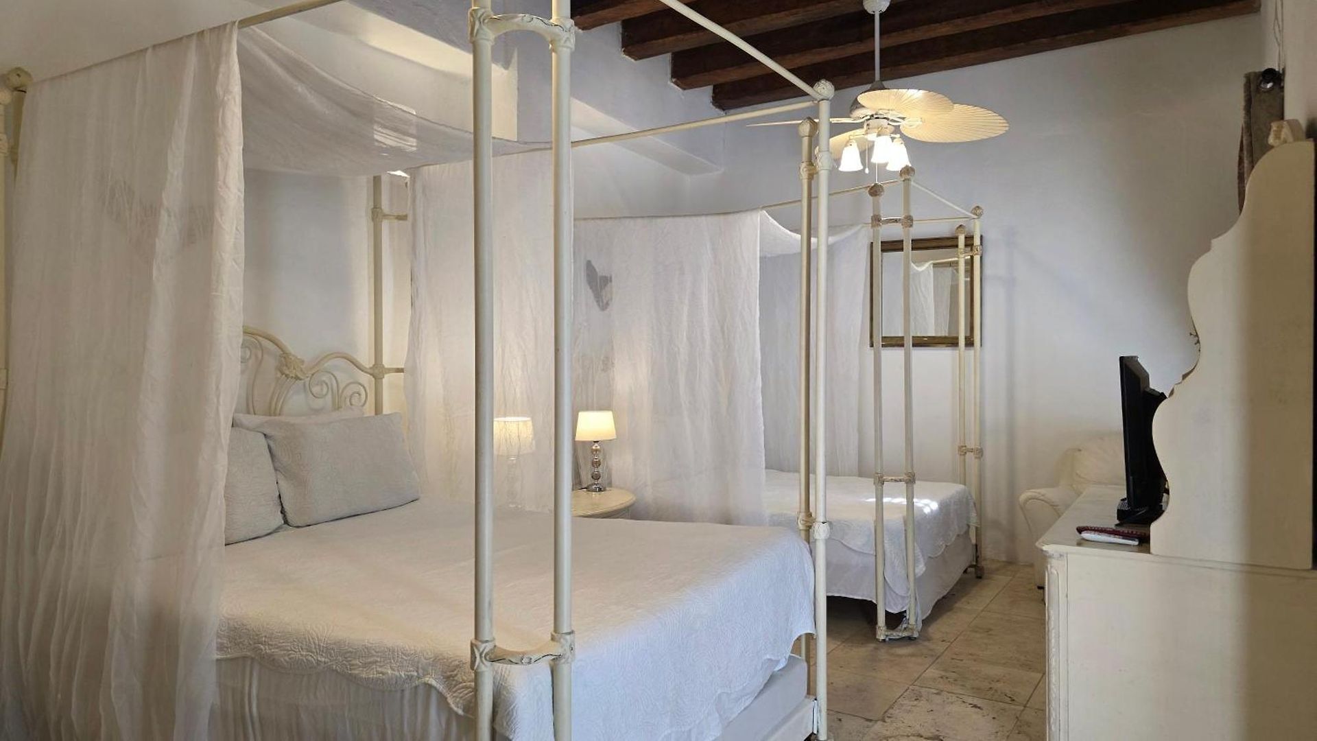 Hotel Casa La Tablada 3*