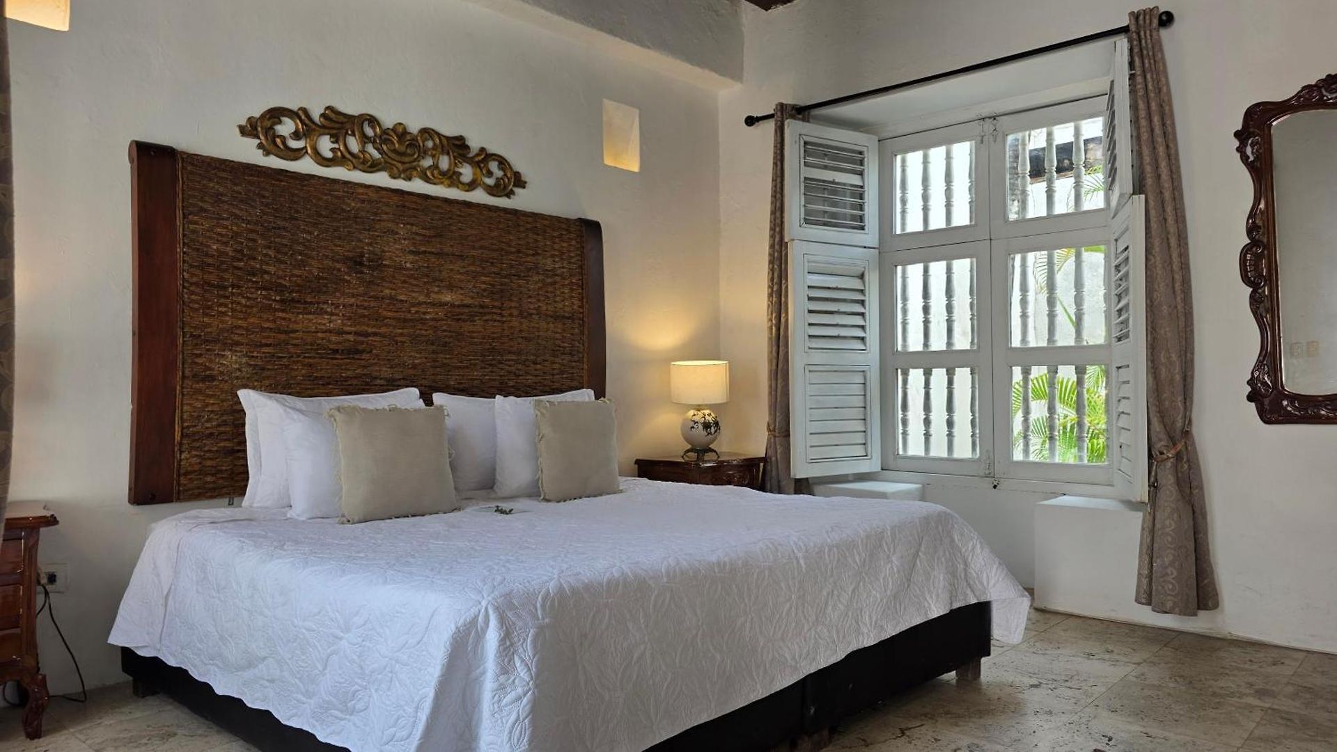 Casa La Tablada 3*