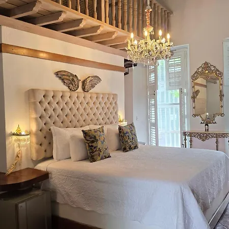 Hotel Casa La Tablada 3*